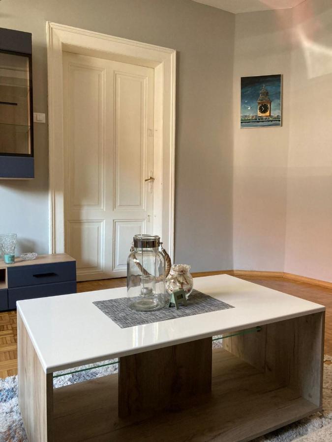 Apartment Dunja Center Welcome Novi Sad Exterior photo